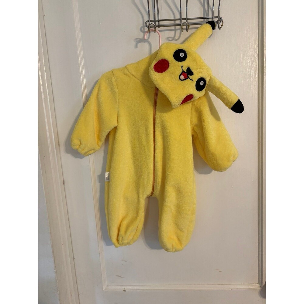 Pokemon Pikachu Yellow Fleece Baby One-Piece Hooded Costume Size 70 9M